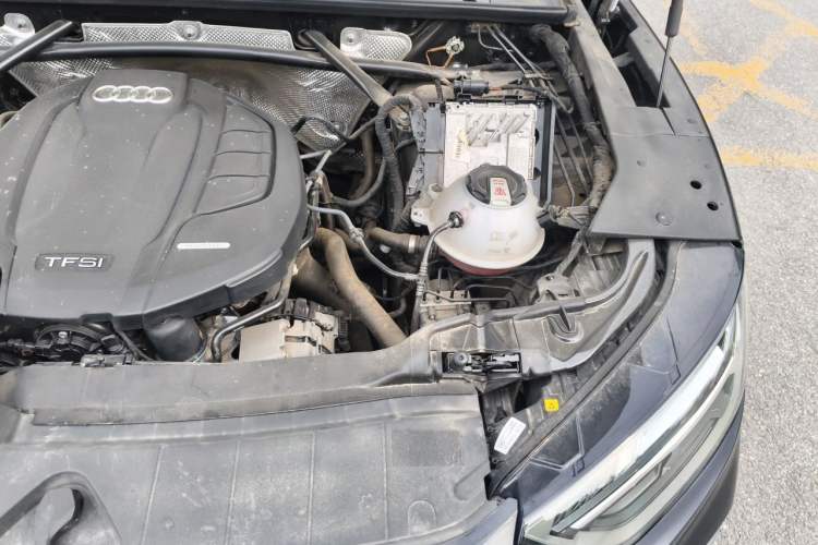 Used Audi Q5L 2022 45T Luxury Dynamic Model Engine Bay Left