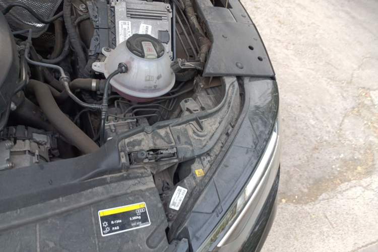 Used Audi Q5L 2022 40T Fashionable and Dynamic Model Engine Bay Left