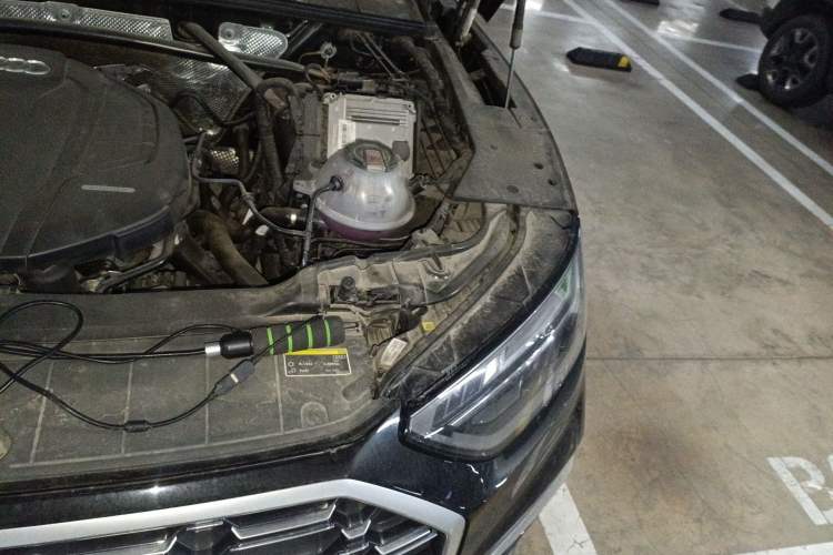 Used Audi Q5L 2022 40T Fashionable and Dynamic Model Engine Bay Left