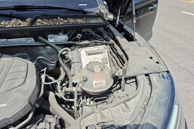 Used Audi Q5L 2022 40T Fashionable and Dynamic Model Engine Bay Left