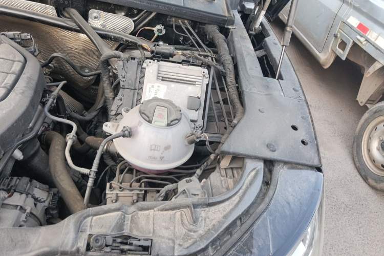 Used Audi Q5L 2022 40T Fashionable and Dynamic Model Engine Bay Left