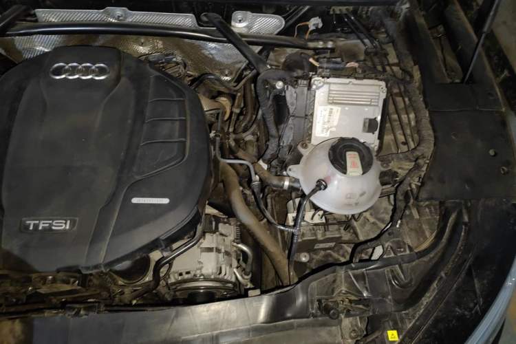 Used Audi Q5L 2022 40T Fashionable and Dynamic Model Engine Bay Left