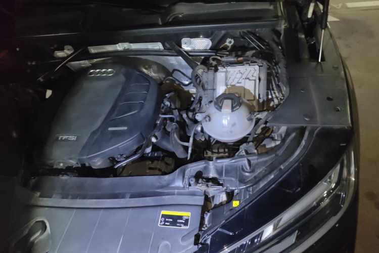 Used Audi Q5L 2022 45T Luxury Elegant Model Engine Bay Left