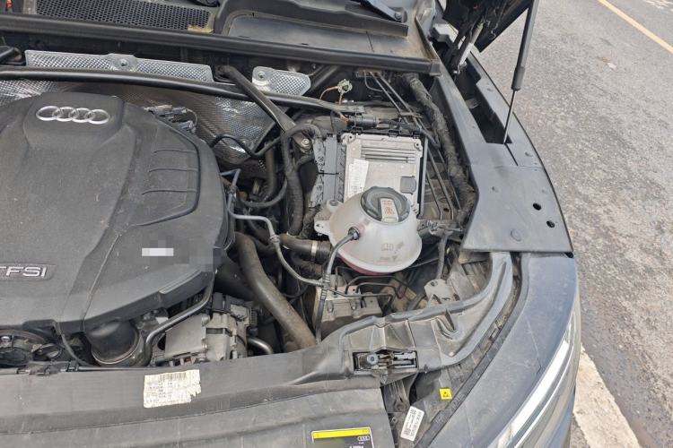 Used Audi Q5L 2022 40T Fashionable and Dynamic Model Engine Bay Left