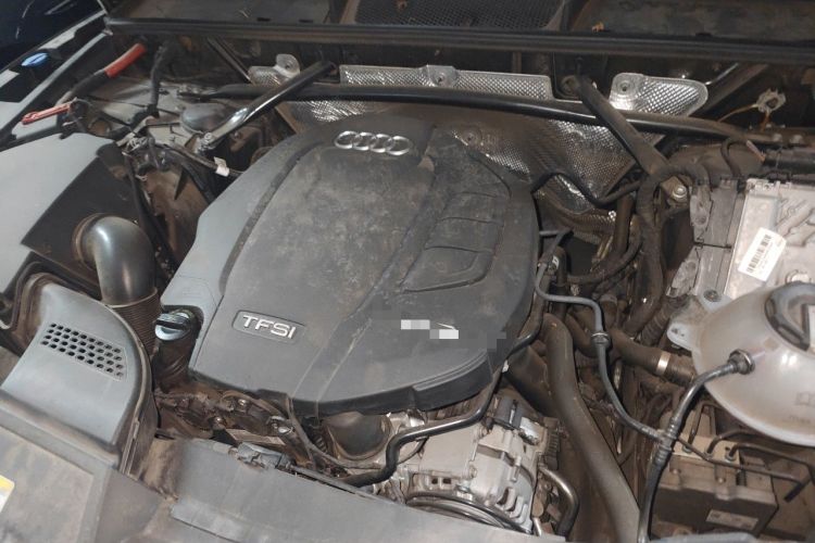 Used Audi Q5L 2022 45T Luxury Dynamic Model Engine Bay Left