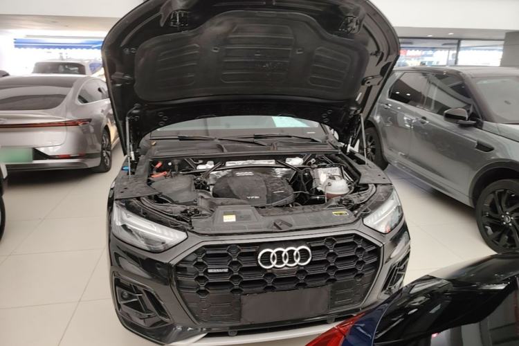 Used Audi Q5L 2022 45T Prestige Dynamic Edition Engine Bay