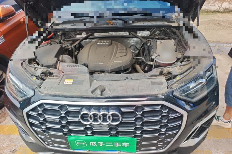 Used Audi Q5L 2022 45T Luxury Dynamic Model Engine Bay
