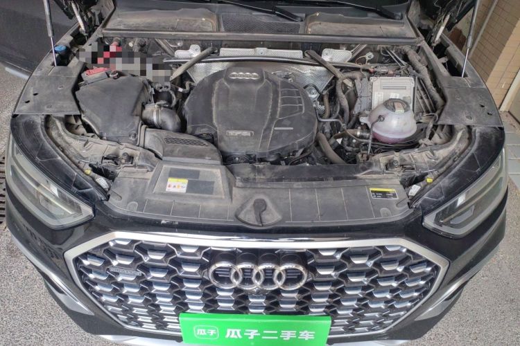 Used Audi Q5L 2022 40T Fashionable and Dynamic Model Engine Bay