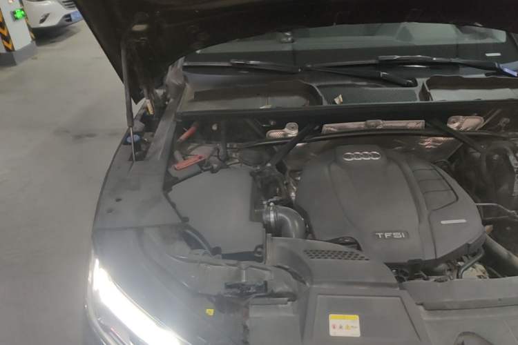 Used Audi Q5L 2022 40T Luxury Dynamic Model Engine Bay Right