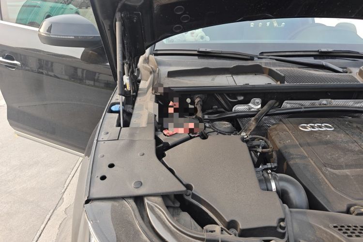 Used Audi Q5L 2022 40T Fashionable and Dynamic Model Engine Bay Right