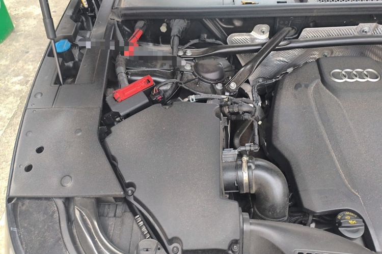 Used Audi Q5L 2022 40T Luxury Dynamic Model Engine Bay Right