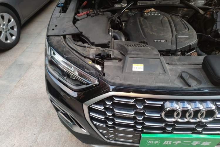 Used Audi Q5L 2022 45T Luxury Dynamic Model Engine Bay Right