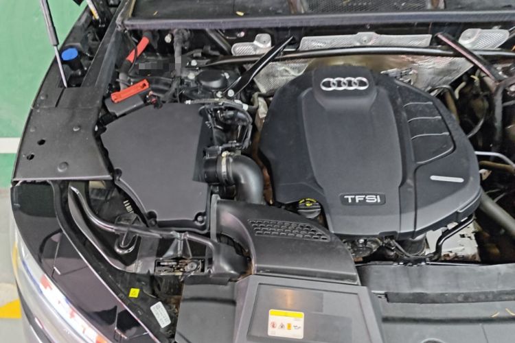 Used Audi Q5L 2022 40T Luxury Dynamic Model Engine Bay Right