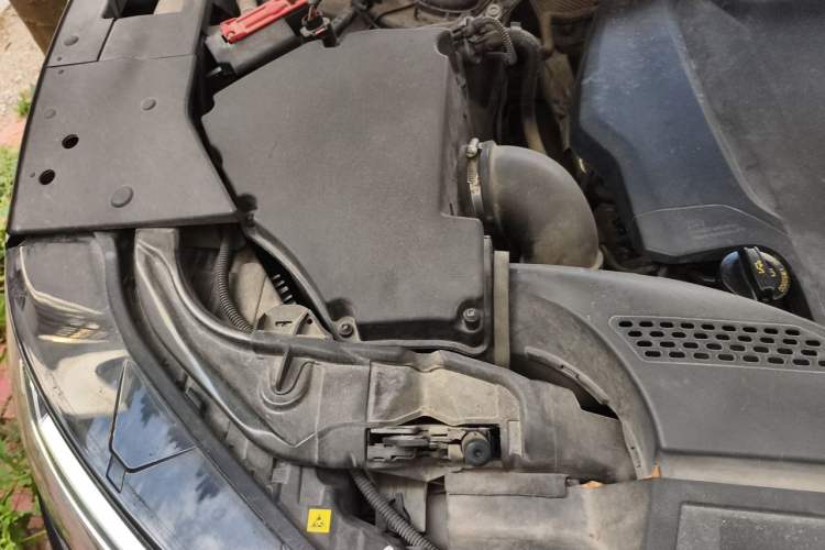 Used Audi Q5L 2022 45T Luxury Dynamic Model Engine Bay Right