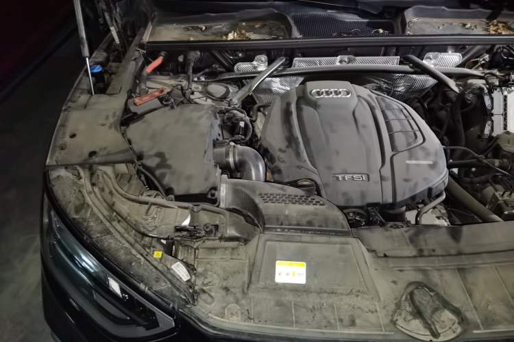 Used Audi Q5L 2022 40T Luxury Dynamic Model Engine Bay Right