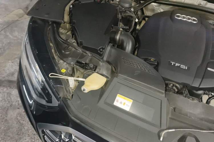 Used Audi Q5L 2022 40T Luxury Dynamic Model Engine Bay Right