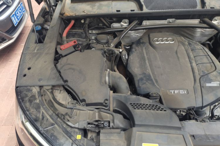 Used Audi Q5L 2022 45T Luxury Dynamic Model Engine Bay Right