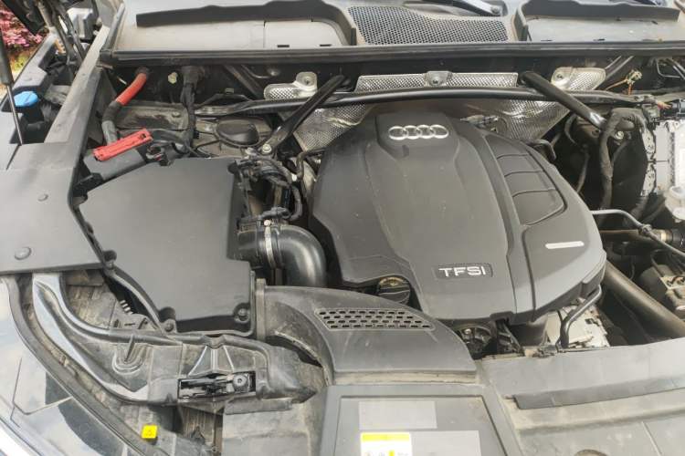 Used Audi Q5L 2022 Updated 40T Luxury Dynamic Edition Engine Bay Right