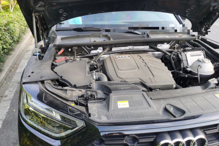 Used Audi Q5L 2022 40T Luxury Dynamic Model Engine Bay Right