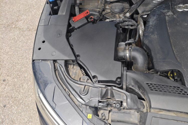 Used Audi Q5L 2022 40T Fashionable and Dynamic Model Engine Bay Right
