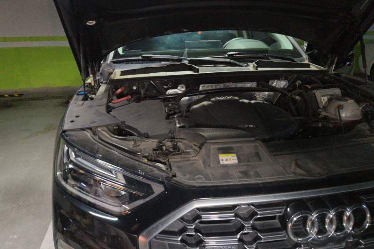 Used Audi Q5L 2022 40T Luxury Dynamic Model Engine Bay Right