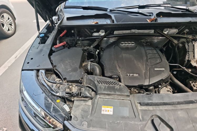 Used Audi Q5L 2022 40T Luxury Dynamic Model Engine Bay Right