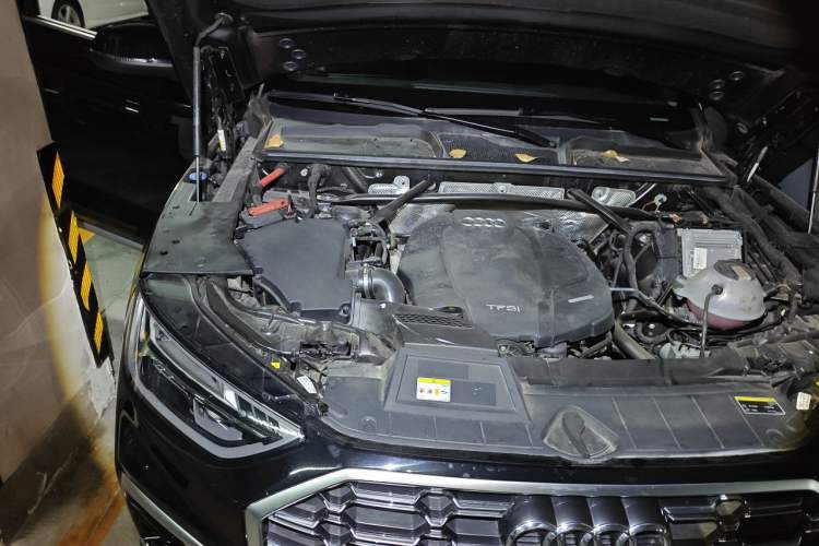 Used Audi Q5L 2022 40T Luxury Dynamic Model Engine Bay Right