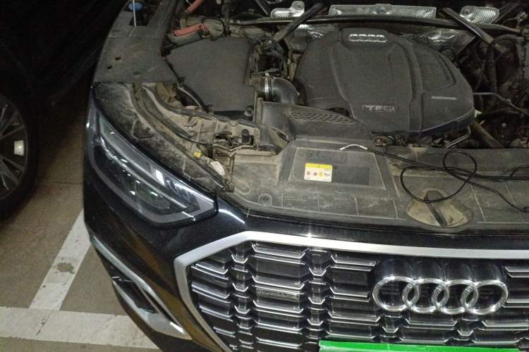 Used Audi Q5L 2022 40T Fashionable and Dynamic Model Engine Bay Right