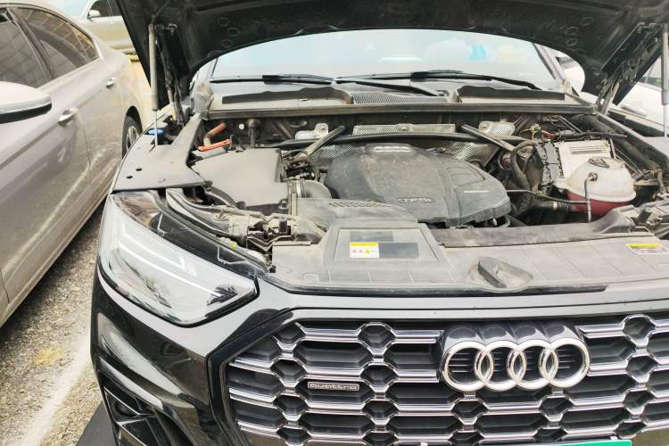 Used Audi Q5L 2022 Updated 40T Luxury Dynamic Edition Engine Bay Right
