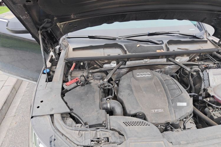 Used Audi Q5L 2022 40T Luxury Dynamic Model Engine Bay Right