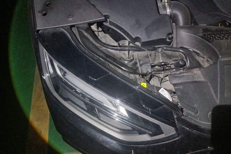 Used Audi Q5L 2022 40T Fashionable and Dynamic Model Engine Bay Right