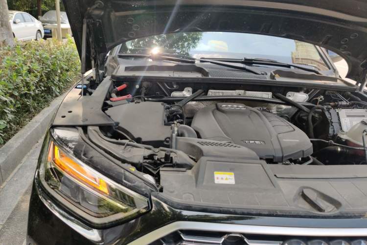 Used Audi Q5L 2022 40T Fashionable and Dynamic Model Engine Bay Right