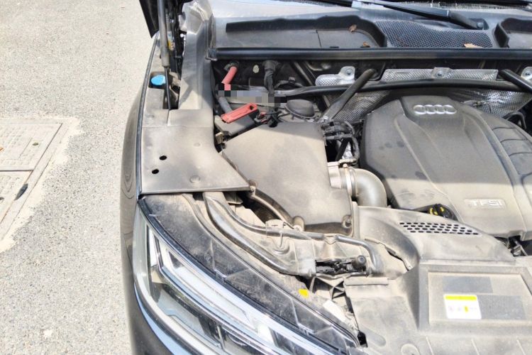 Used Audi Q5L 2022 40T Luxury Dynamic Model Engine Bay Right