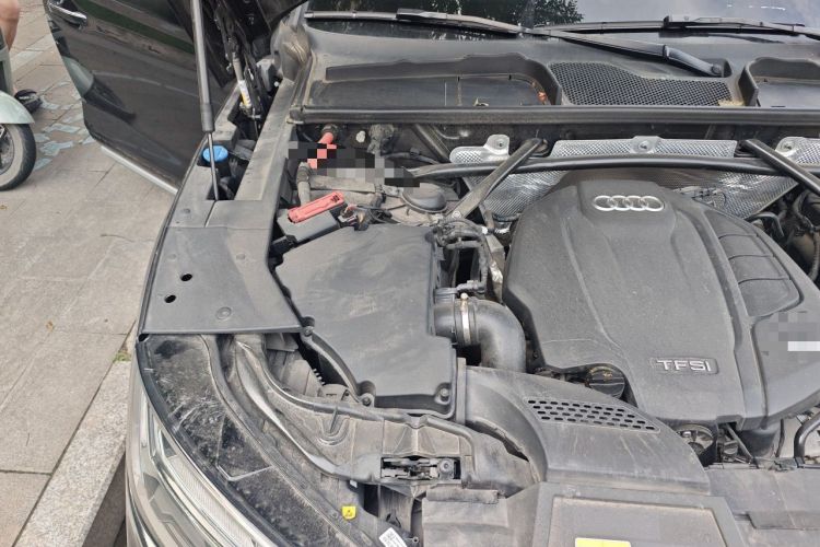 Used Audi Q5L 2022 40T Fashionable and Dynamic Model Engine Bay Right