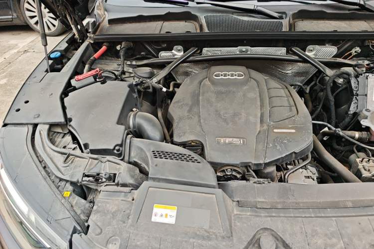 Used Audi Q5L 2022 45T Luxury Dynamic Model Engine Bay Right