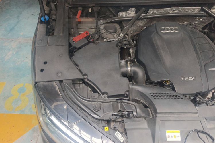 Used Audi Q5L 2022 40T Luxury Dynamic Model Engine Bay Right