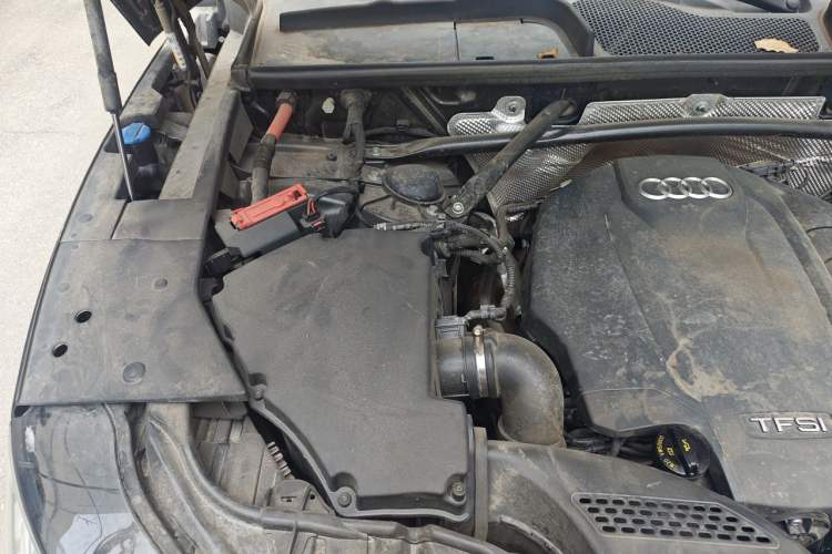 Used Audi Q5L 2022 Updated 40T Luxury Dynamic Edition Engine Bay Right