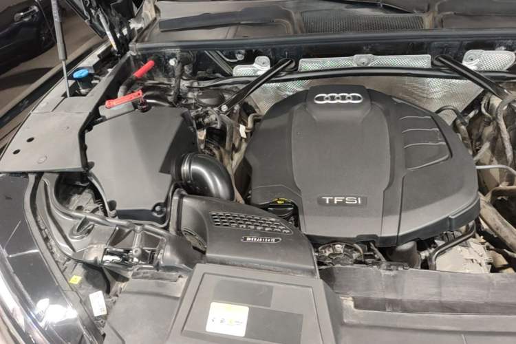 Used Audi Q5L 2022 Updated 45T Luxury Dynamic Version Engine Bay Right
