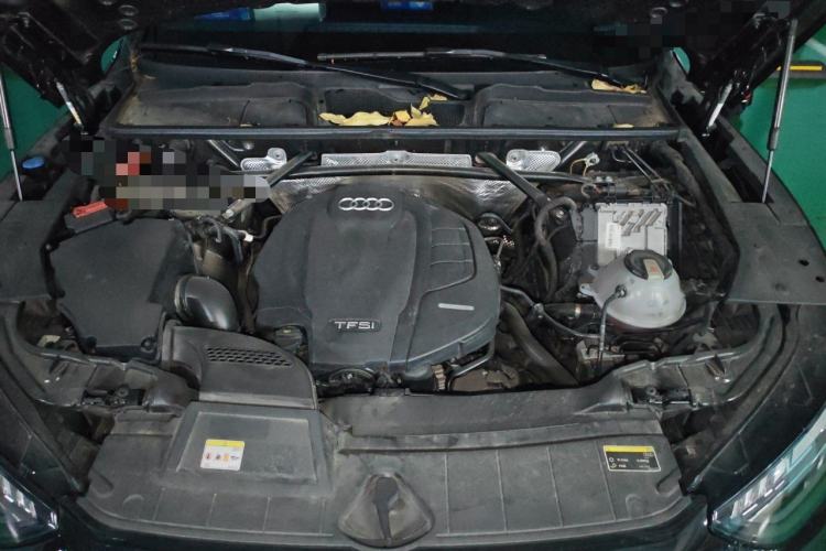 Used Audi Q5L 2022 45T Luxury Dynamic Model Engine Bay
