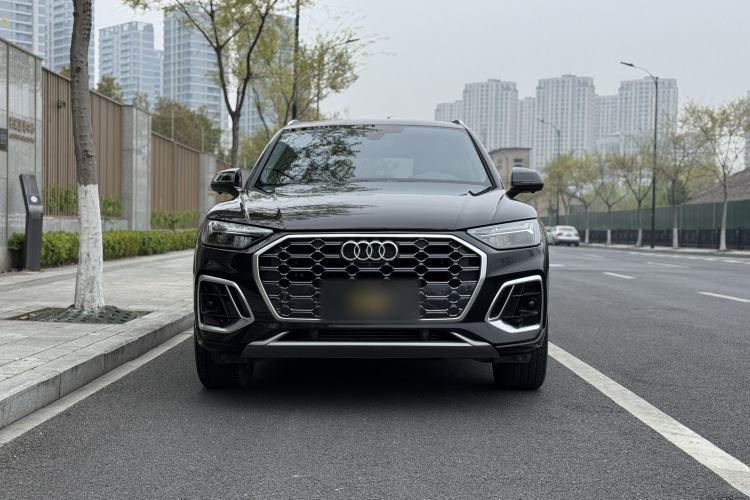 Used Audi Q5L 2022 40T Fashionable and Dynamic Model Exterior 1