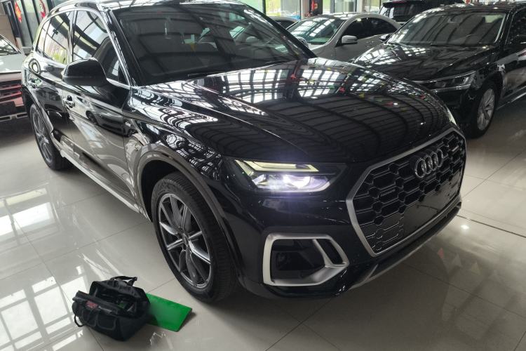 Used Audi Q5L 2022 40T Fashionable and Dynamic Model Exterior 1