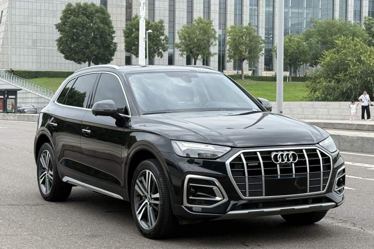 Used Audi Q5L 2022 Updated Version 40T Luxury Elegant Edition Exterior 2