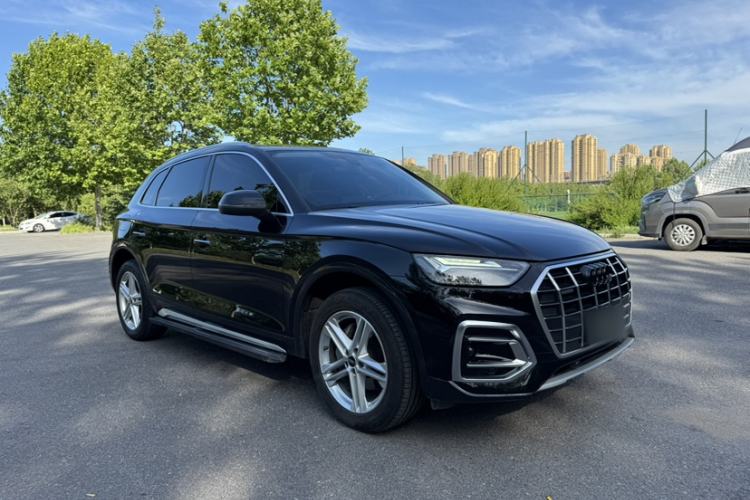 Used Audi Q5L 2022 40T Fashionable and Elegant Model Exterior 2