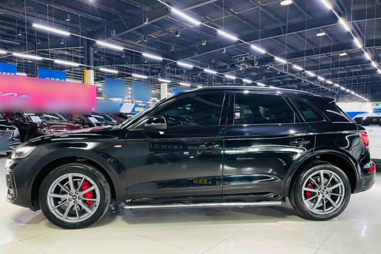 Used Audi Q5L 2022 40T Fashionable and Dynamic Model Exterior 2