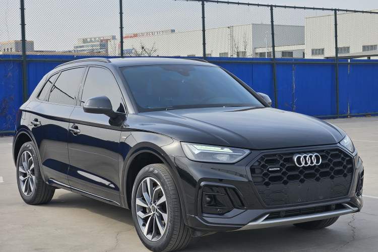 Used Audi Q5L 2022 40T Fashionable and Dynamic Model Exterior 2