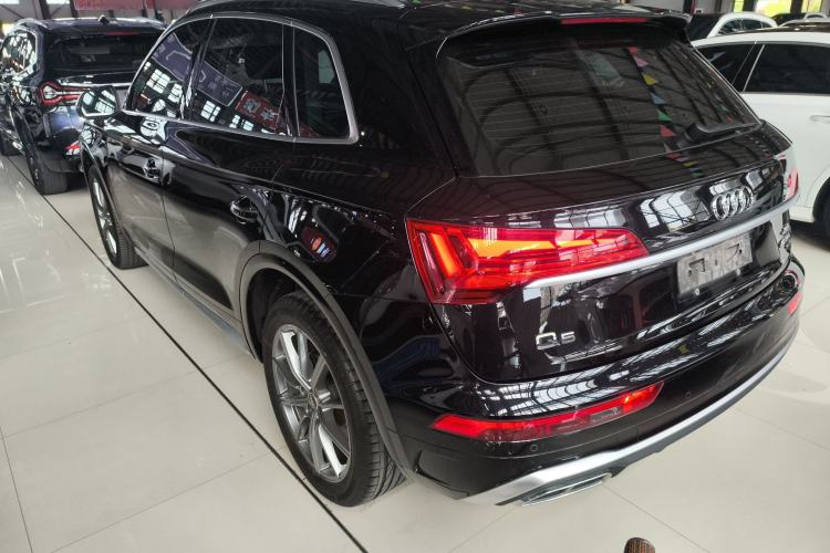 Used Audi Q5L 2022 40T Fashionable and Dynamic Model Exterior 2