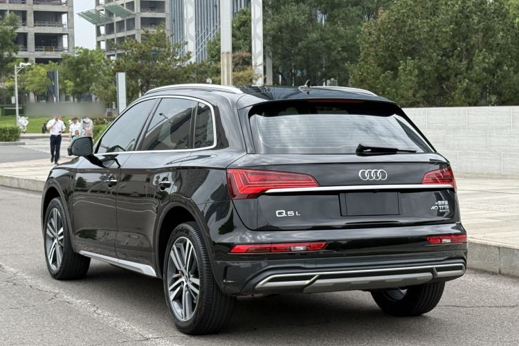 Used Audi Q5L 2022 Updated Version 40T Luxury Elegant Edition Exterior 3