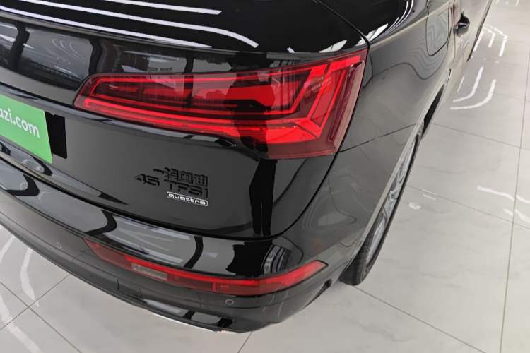 Used Audi Q5L 2022 Updated 45T Luxury Dynamic Version Exterior 3