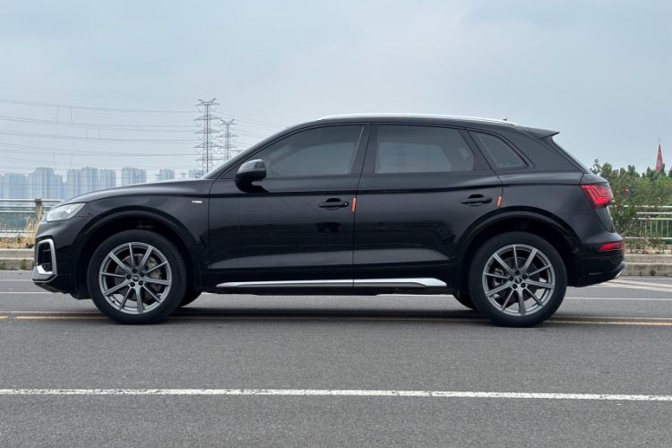 Used Audi Q5L 2022 40T Fashionable and Dynamic Model Exterior 3