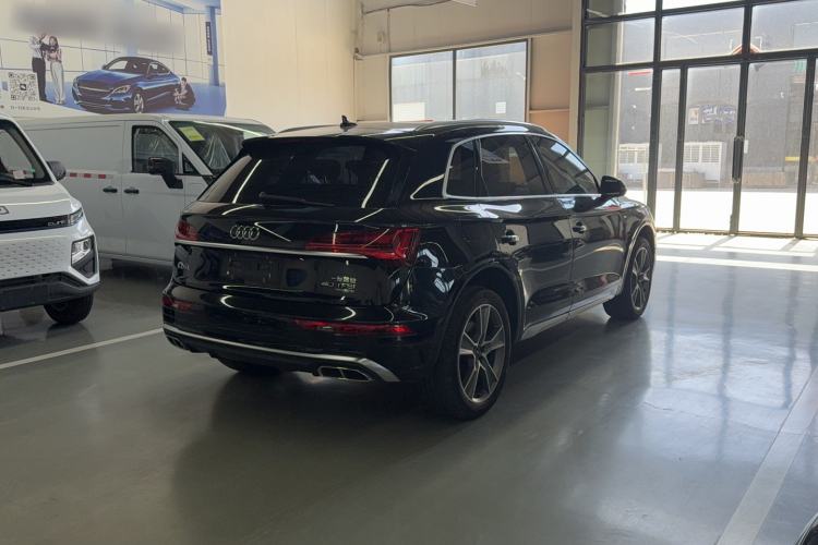 Used Audi Q5L 2022 40T Luxury Dynamic Model Exterior 3